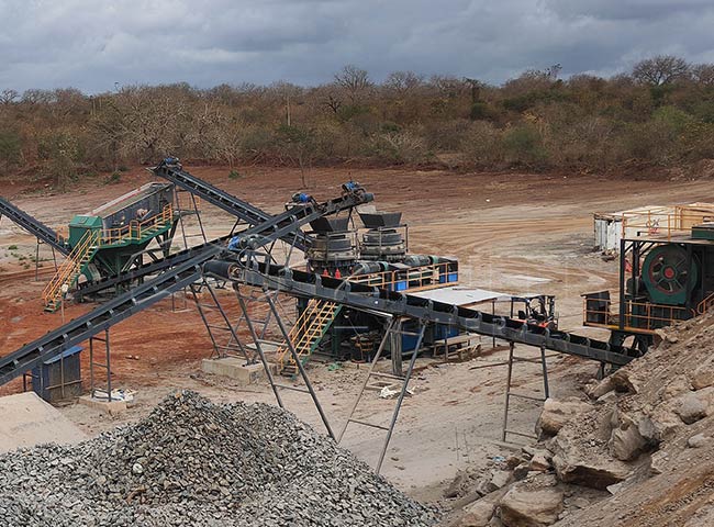 Precio de la máquina trituradora de piedra caliza para operaciones de cantera